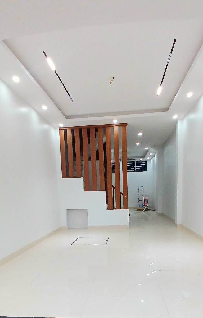 XUÂN ĐỈNH- NHÀ MỚI 5 TẦNG, THANG MÁY, Ô TÔ TRÁNH TRƯỚC NHÀ, KINH DOANH